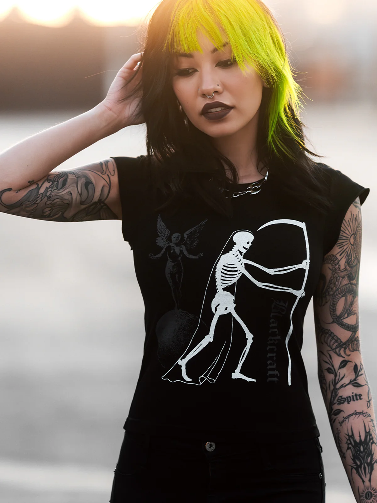 Death and the Maiden Crop T-Shirt - Image 3