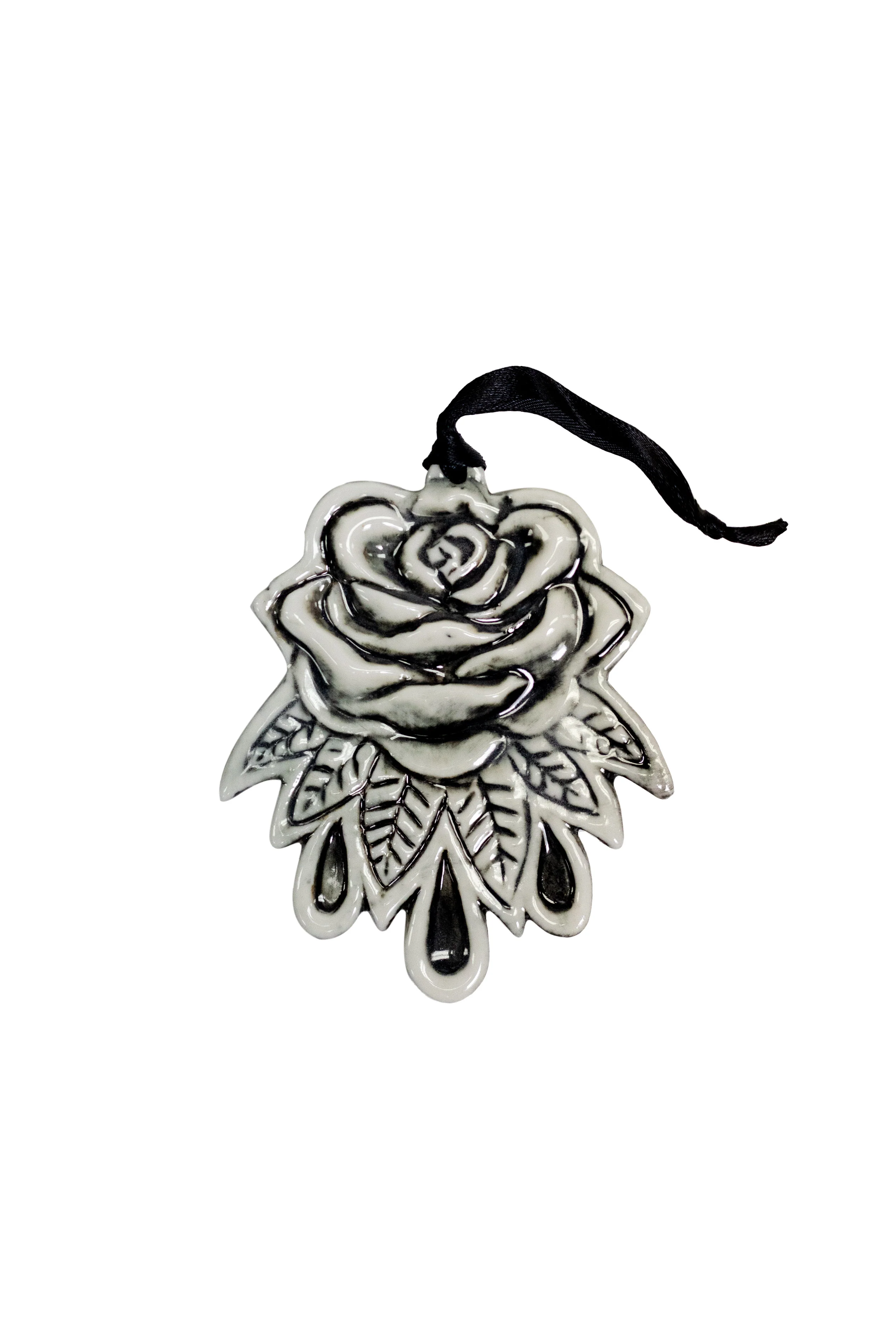 Spirits Of The Dead Ceramic Ornament Set - Image 4