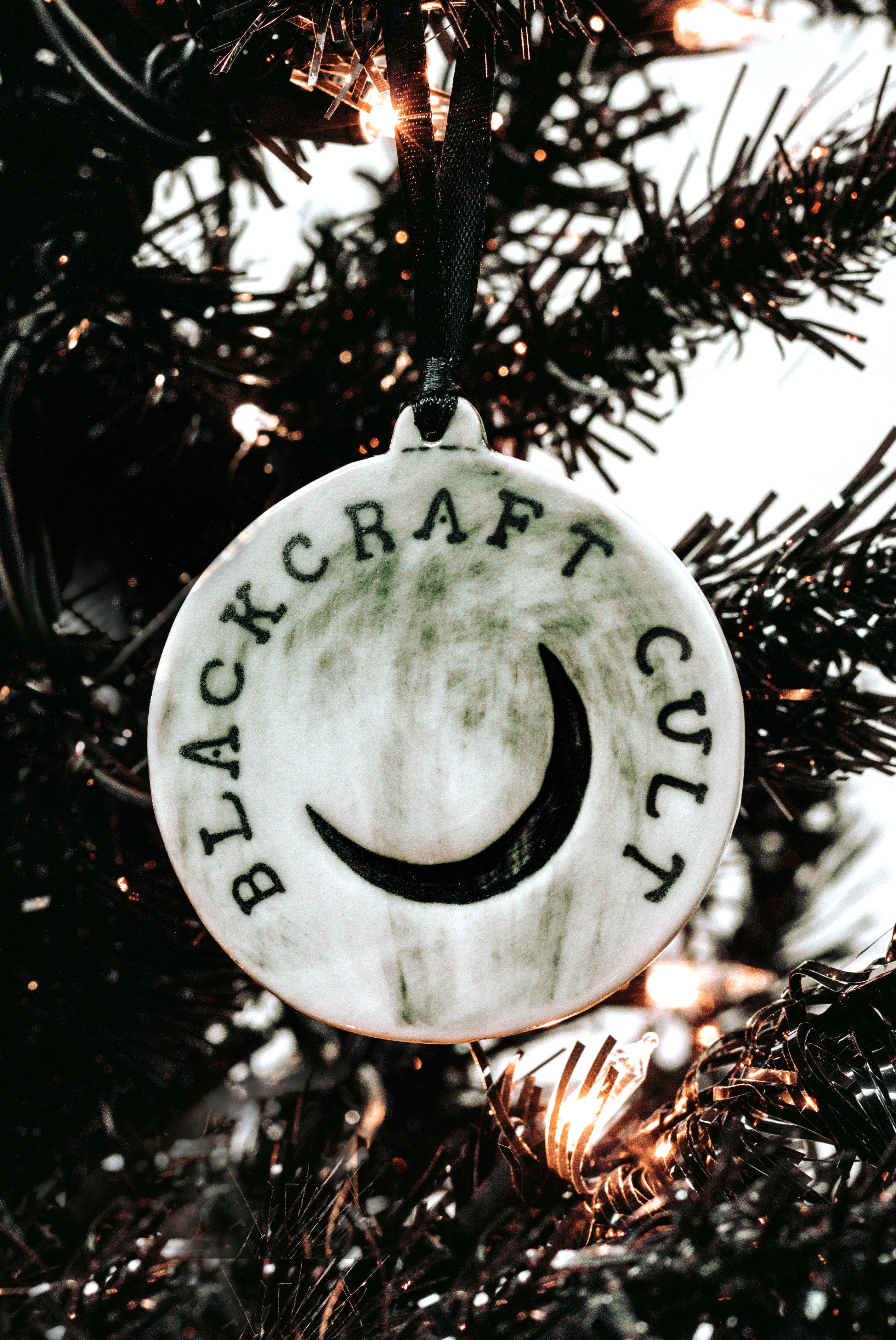 Spirits Of The Dead Ceramic Ornament Set - Image 6